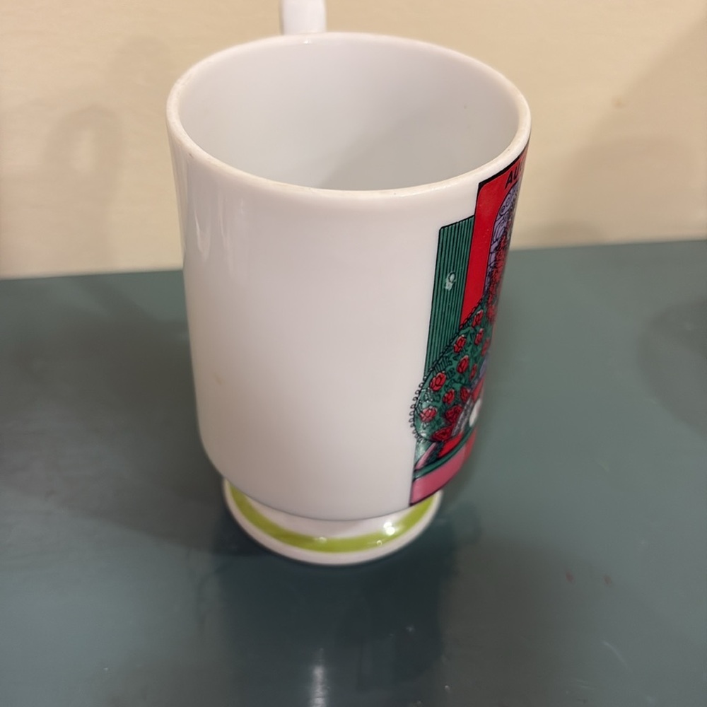 Royal Crown Arnart ‘Smug Mug’ Featuring Virgo Zodiac Sign On A Pedestal Base. - Picture 5 of 7